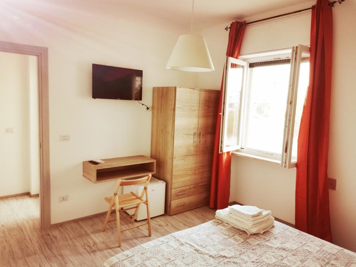 Via Alessandria Hotel Racale Eksteriør billede