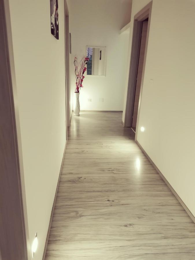 Via Alessandria Hotel Racale Eksteriør billede