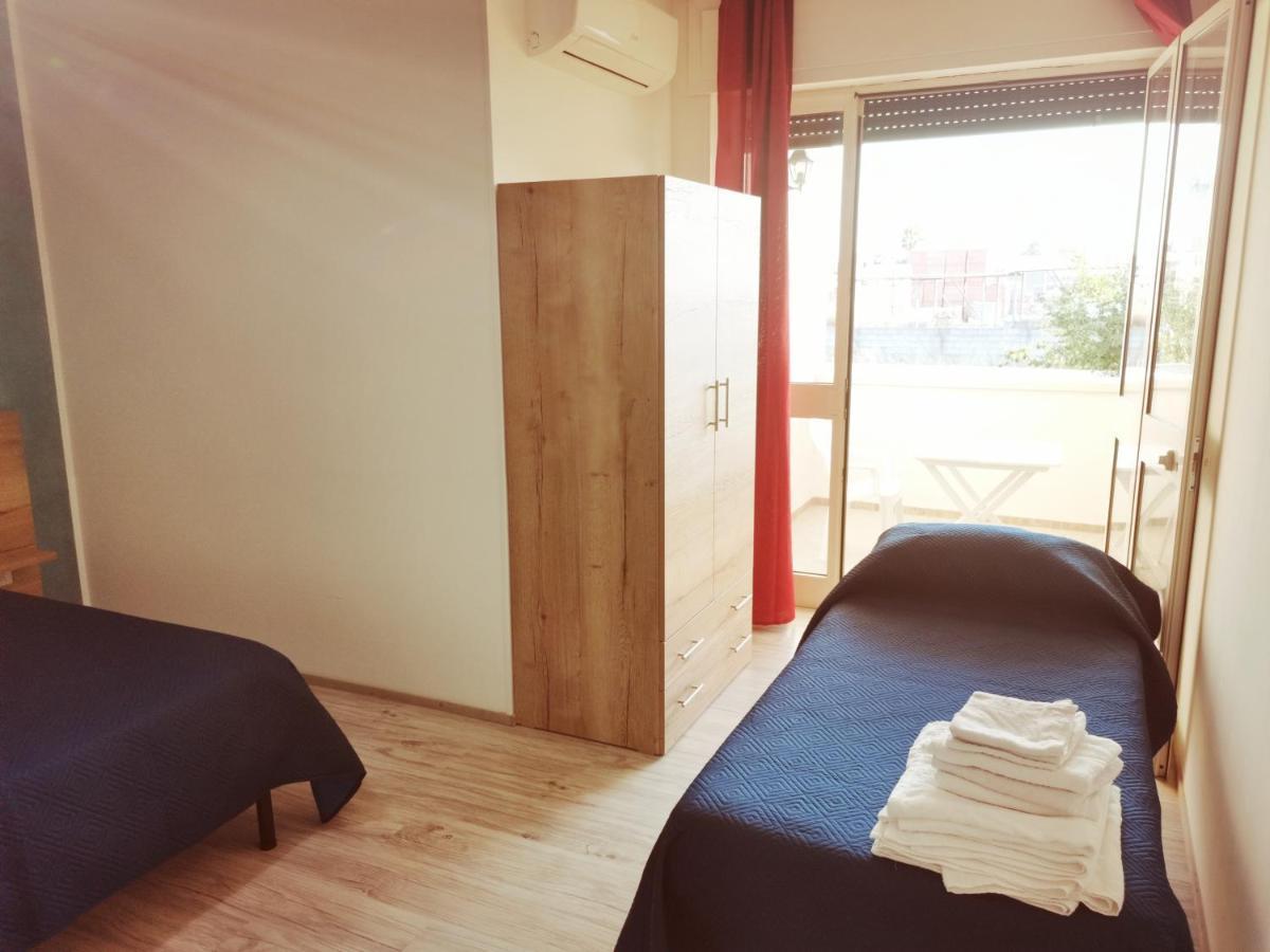 Via Alessandria Hotel Racale Eksteriør billede