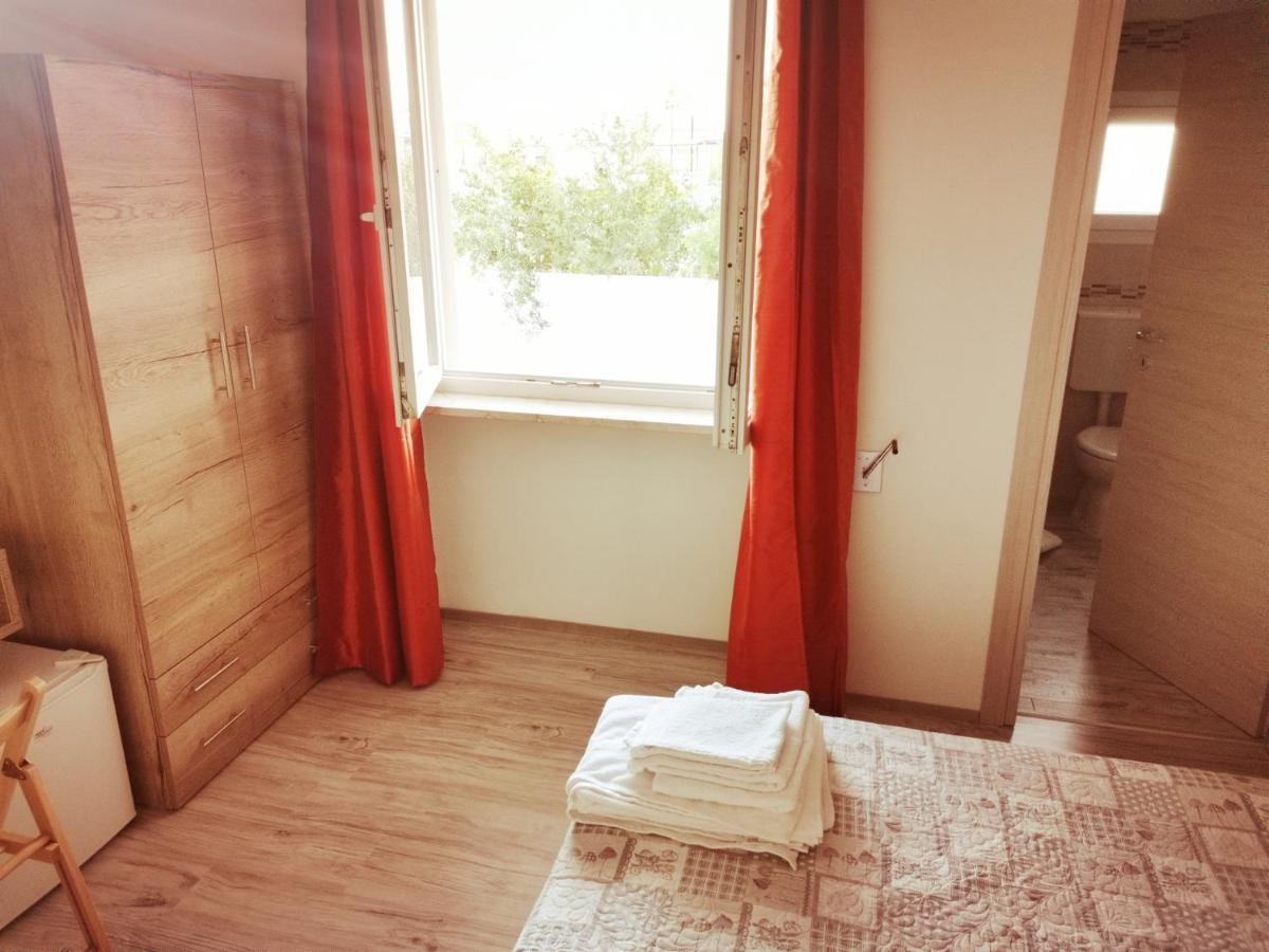 Via Alessandria Hotel Racale Eksteriør billede