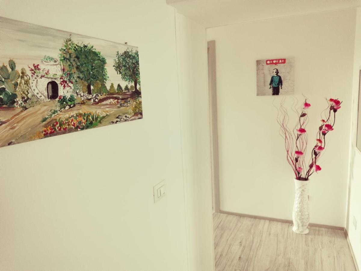 Via Alessandria Hotel Racale Eksteriør billede